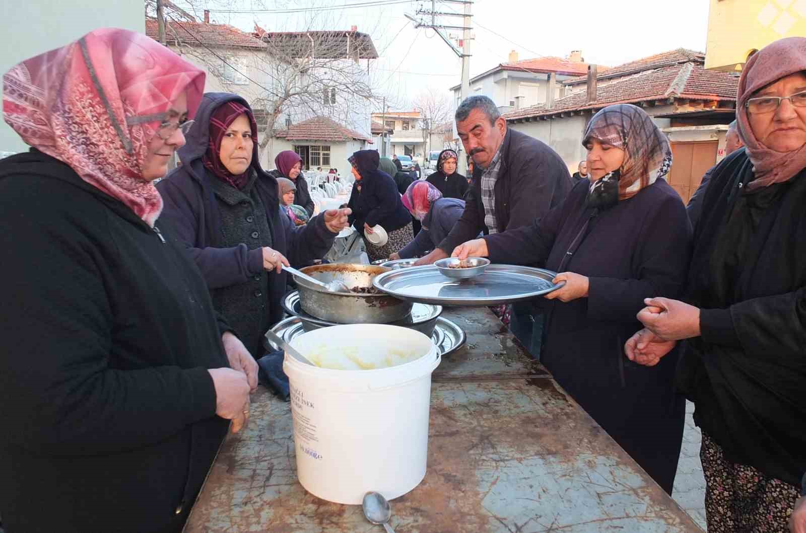 balikesirde geleneksel koy iftari yuzlerce vatandasi bulusturdu 5