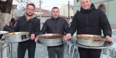 balikesirde-geleneksel-koy-iftari-yuzlerce-vatandasi-bulusturdu-lUPyMmZS.jpg