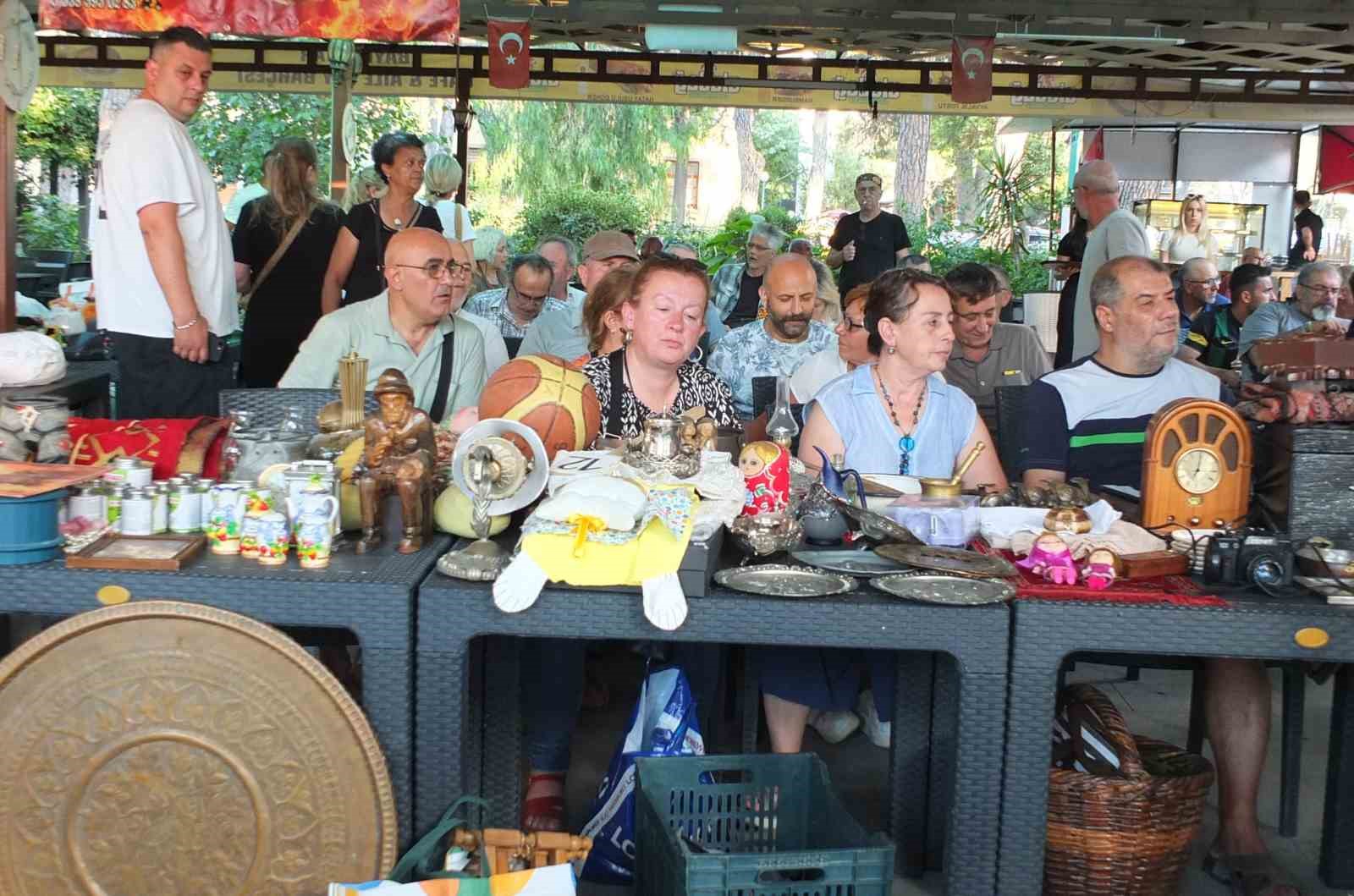 Balıkesir’de ikinci el mezatlarına ilgi arttı 4 balikesirde ikinci el mezatlarina ilgi artti 0 NI5ZdKDa