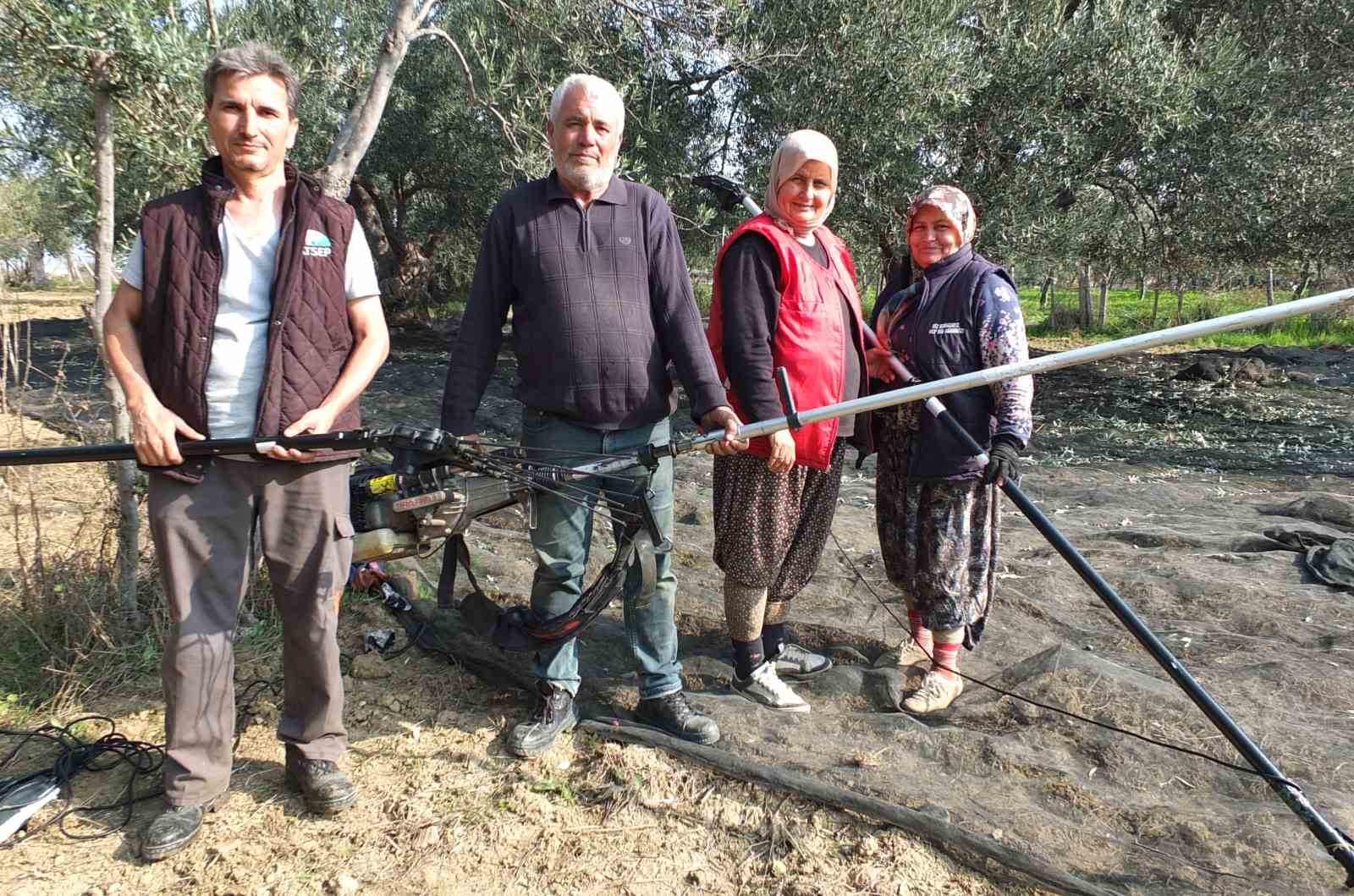 balikesirde makineli hasat zeytinde verimi artiriyor 4 6KinVtmA