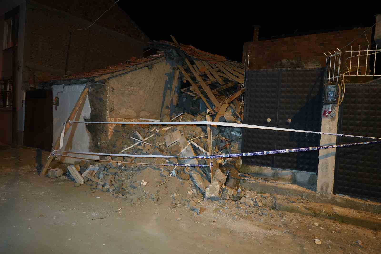 balikesirde metruk bina coktu 2 ppYljWr8