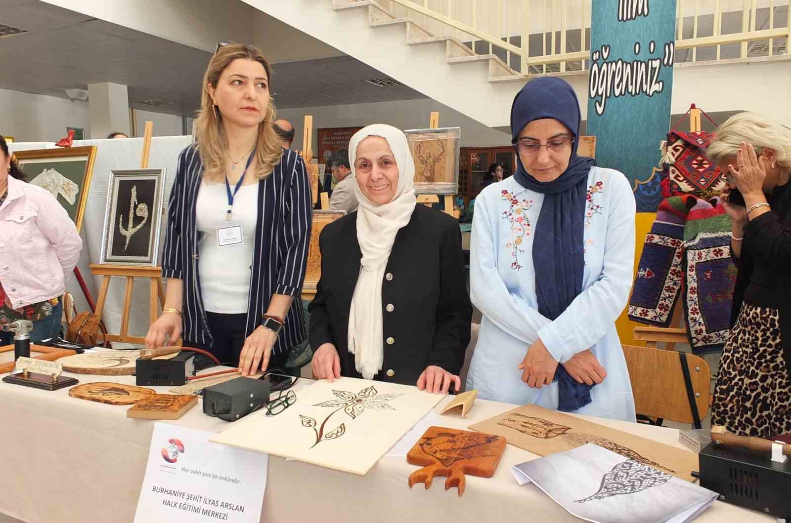 balikesirde ogrencilerin yil sonu sergisi yogun ilgi gordu 6 W65EfQfA