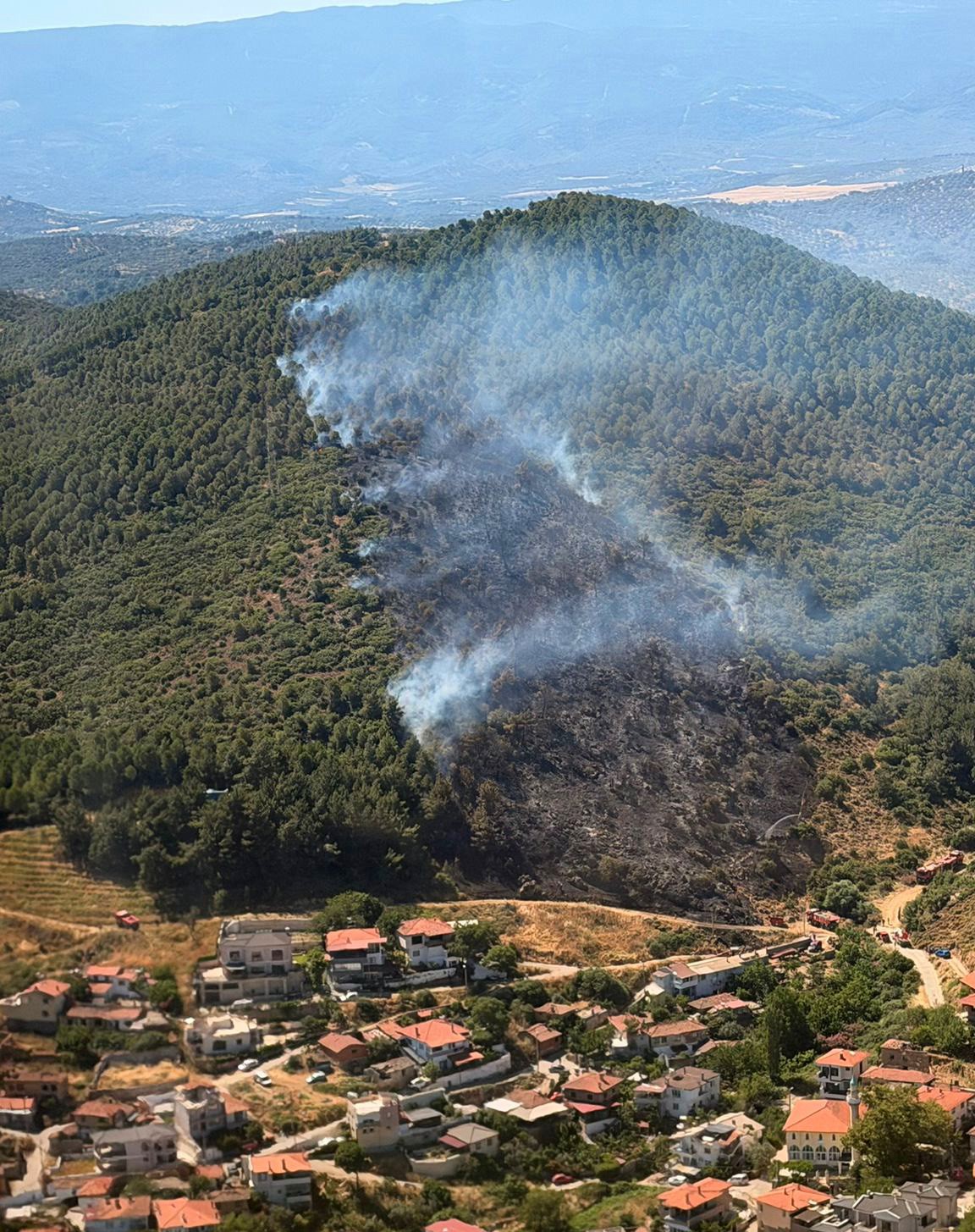 Balıkesir’de orman yangını 7 balikesirde orman yangini 3 IsNR2mh6