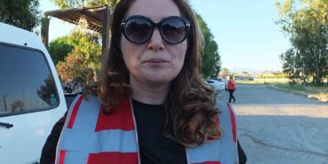 balikesirde-saglik-calisanlari-sahilde-cevre-temizligi-yapti-IEHJCydh.jpg