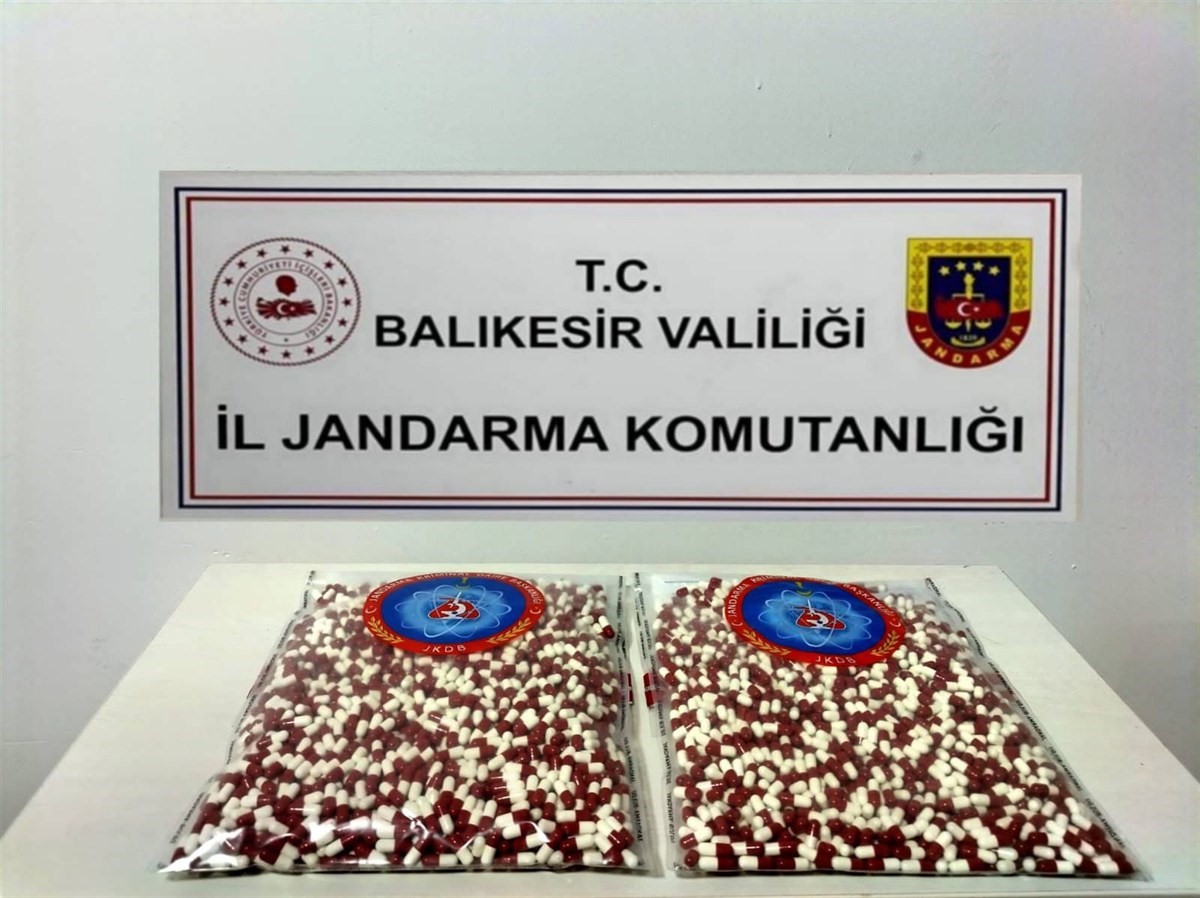 balikesirde son 1 ayda uyusturucudan 127 supheli yakalandi 17si tutuklandi 1
