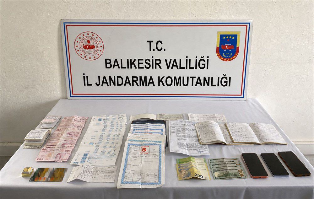 balikesirde suc orgutu operasyonu 16 gozalti 0 SwS5cuU6