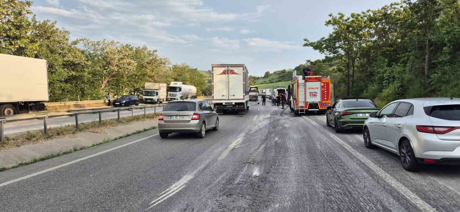 Balıkesir’de tır kazası: 1 yaralı 6 balikesirde tir kazasi 1 yarali 2 rDH51rj2