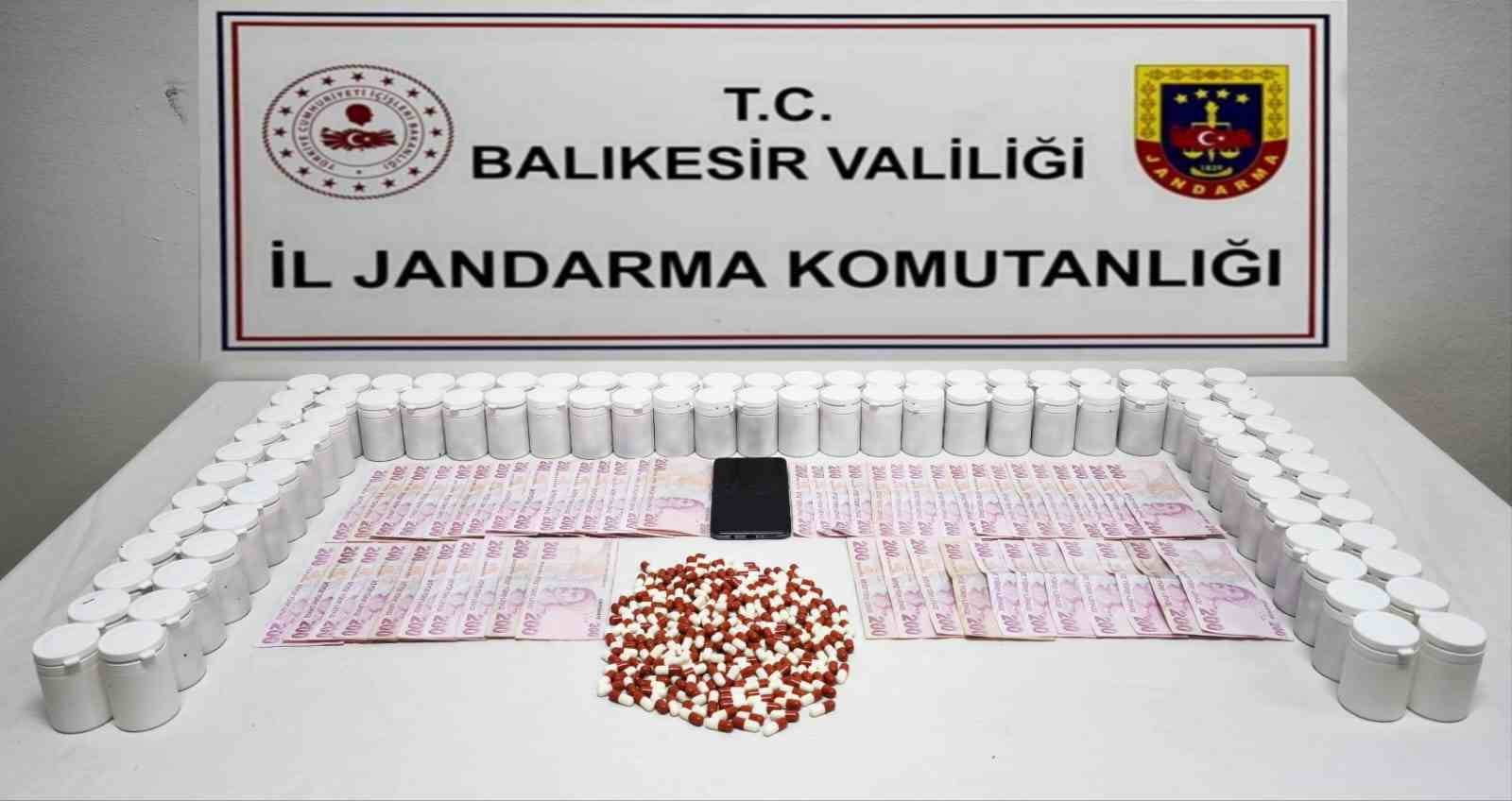 balikesirde uyusturucu operasyonu 52 adrese es zamanli baskin 4 UOKjEg1l