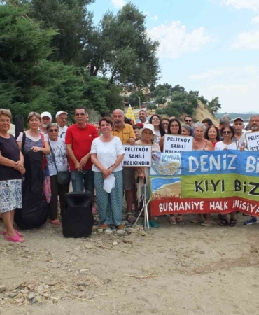 balikesirde-vatandaslar-kiyi-isgaline-tepki-gosterdi-p91sjdJw.jpg