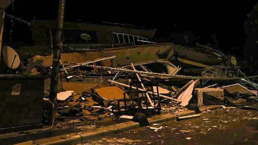 Balıkesir'de ki Deprem Sonrası 330 Kez Artçı Sarsıntı Gerçekleştiği Kayıtlara Geçti 1 balikesirdeprem