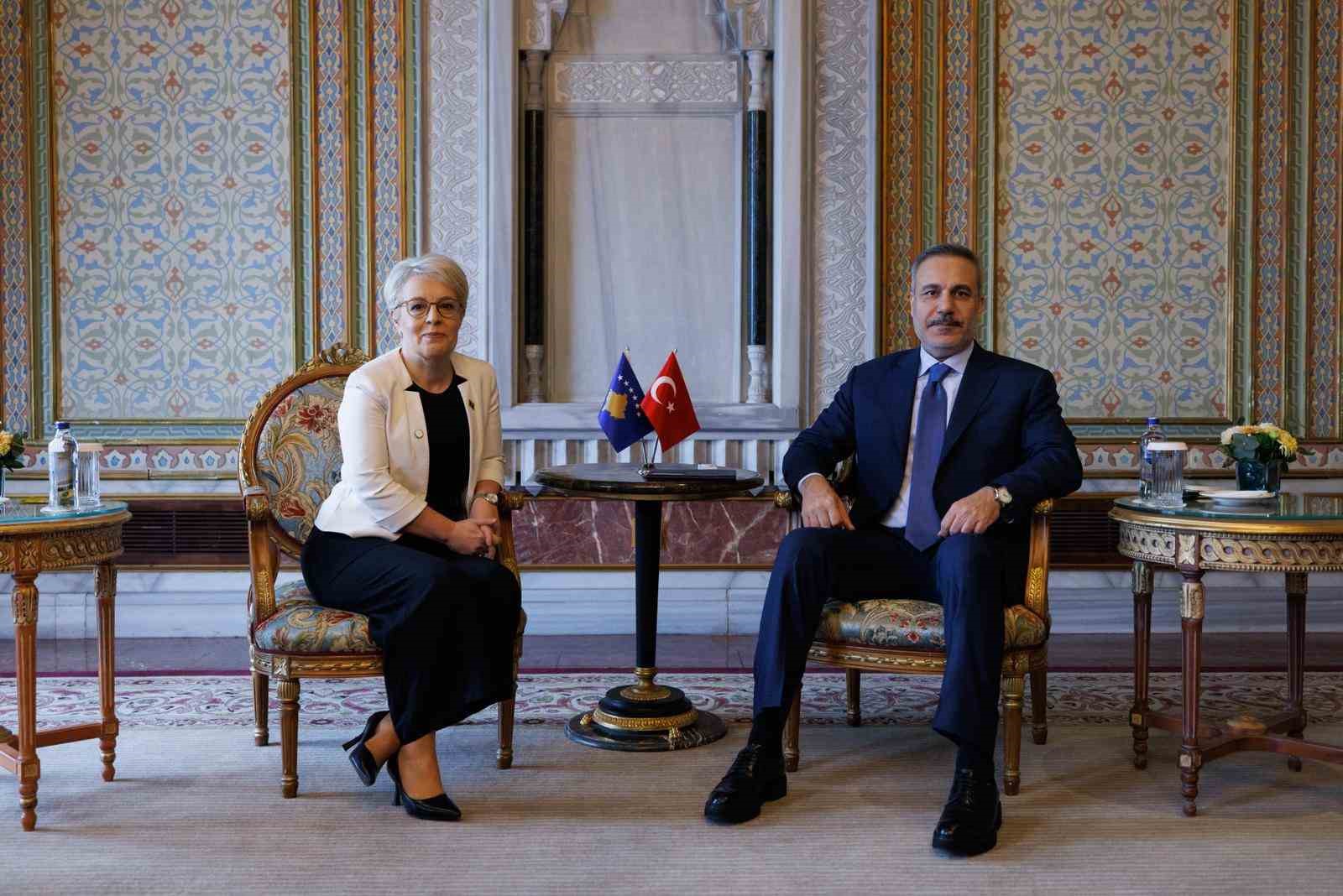 balkan baris platformunun ikinci toplantisi istanbulda basladi 2 UvSdEffd