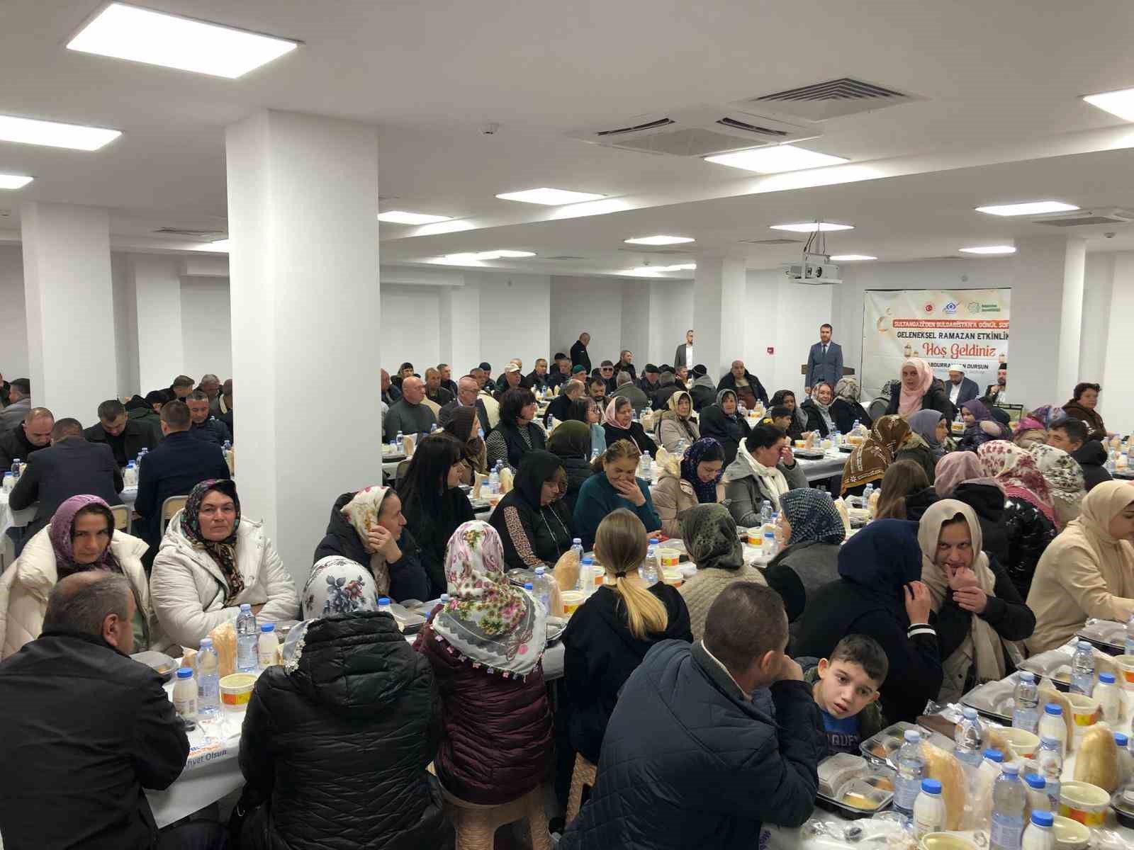 balkanlarda ilk iftar sofrasi kircaalide 0 cpYLIFS6