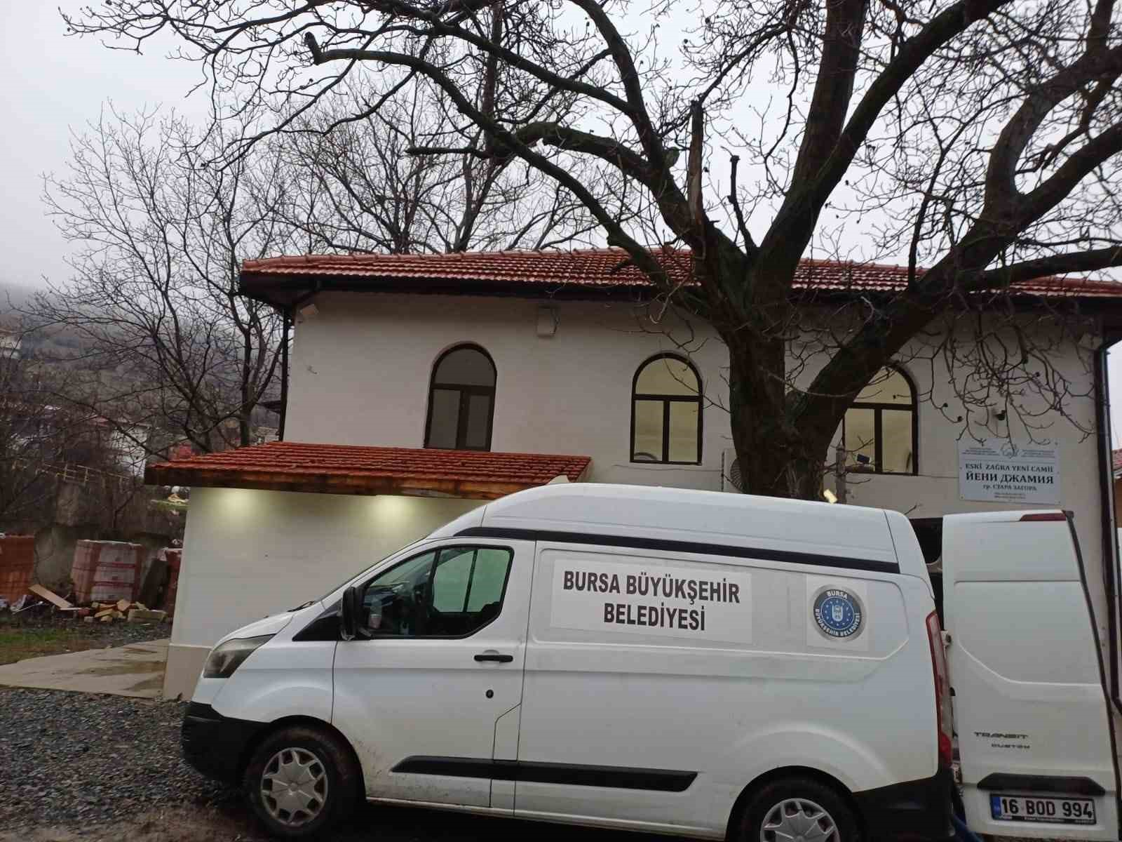 balkanlardaki camilerde ramazan temizligi 4 t8YZbEcp