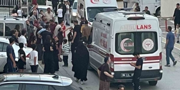 balkondan-dusen-1-yasindaki-cocuk-agir-yaralandi-sWbki5Wt.jpg