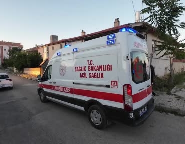 balkondan-dusen-3-yasindaki-cocuk-yaralandi-ppTKrFQZ.jpg