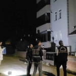 balkondan-dusen-yasli-adam-hayatini-kaybetti-jn4FwsDR.jpg