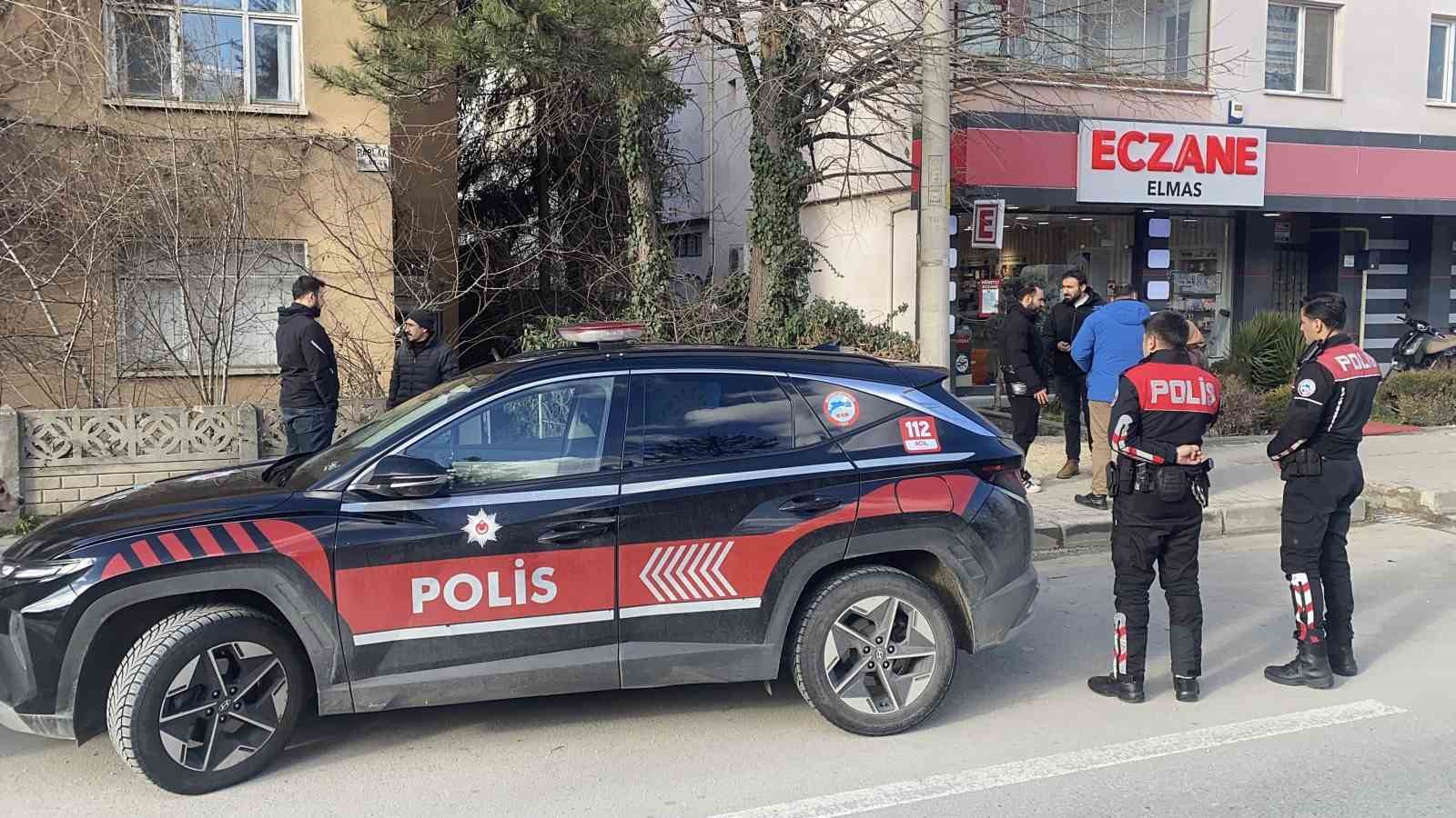 balkondan tirmanip girdigi evde 2 gun yasadi 1 F3S1lOna