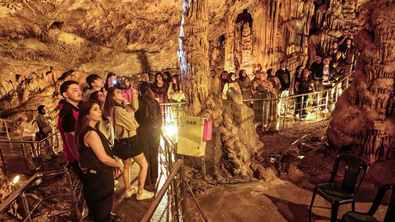 ballica magarasindaki sarkitlar mest ediyor 2