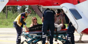 baltayla-odun-keserken-yaralanan-cocugun-imdadina-ambulans-helikopter-yetisti-ZmAlKwr3.jpg
