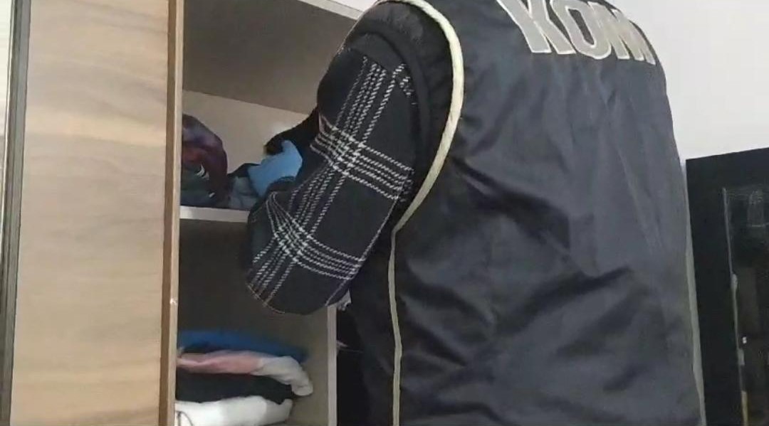 bandirma merkezli rusvet ve kisisel veri operasyonunda 7 tutuklama 8 GVHZKI9s