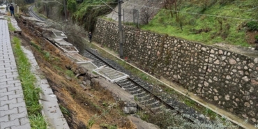 bandirmada-tren-yolu-istinat-duvari-coktu-RIrctQS8.jpg