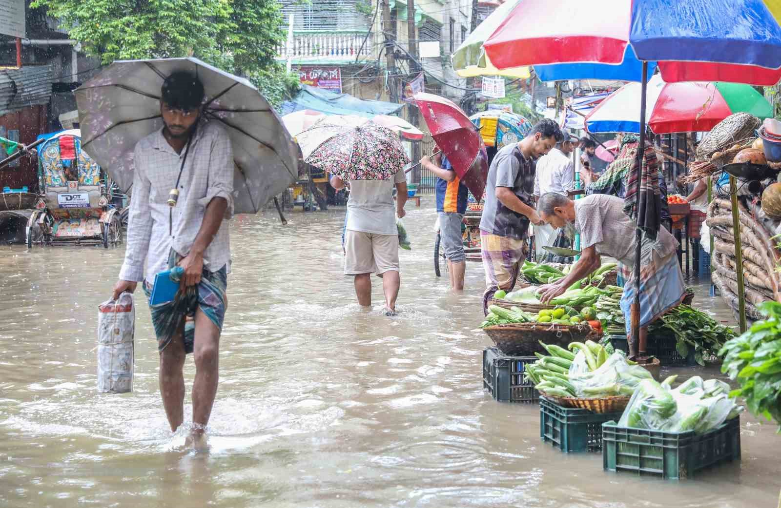 bangladeste muson yagislarinda can kaybi 51e yukseldi 0 CwjnIZZ9