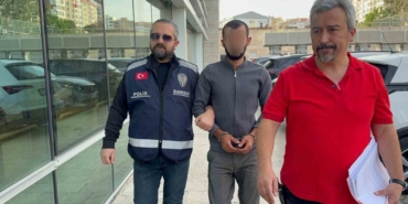 banka-hesabina-bloke-konulunca-gittigi-polis-merkezinde-dolandiriciliktan-gozaltina-alinmisti-tutuklandi-JCFtazkI.jpg