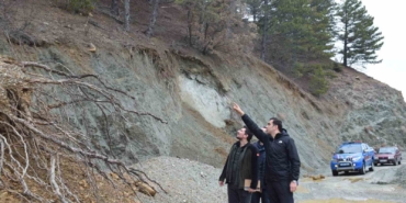 baraj-golunde-artan-su-seviyesi-orman-ve-arazi-yollarinda-heyelana-neden-oldu-2Ju2qRZU.jpg
