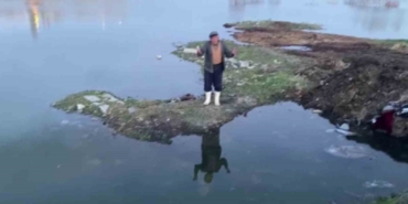 baraj-tasti-sular-koye-ulasti-suya-dusen-buzagi-kurtarilamadi-xUhdvrAU.jpg