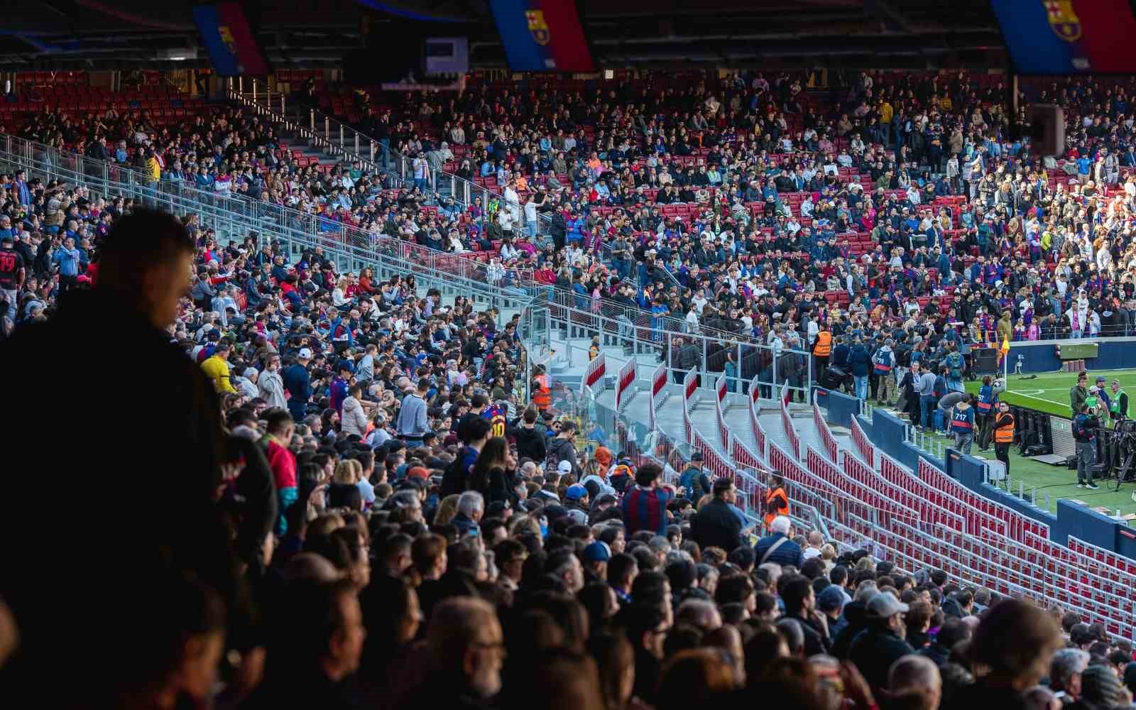 barcelona yuvasina dondu 5 zcicHk3E