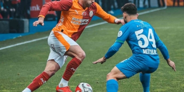 baris-alper-yilmaz-bu-sezonki-8-golunu-kaydetti-LhIYPvjN.jpg