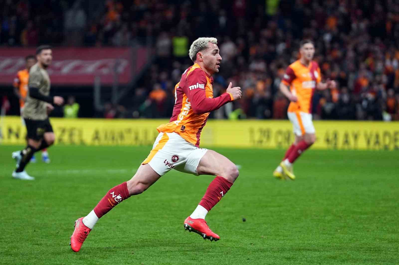 baris alper yilmaz galatasarayda 2 kez dalya dedi 1 pUDgZqmV