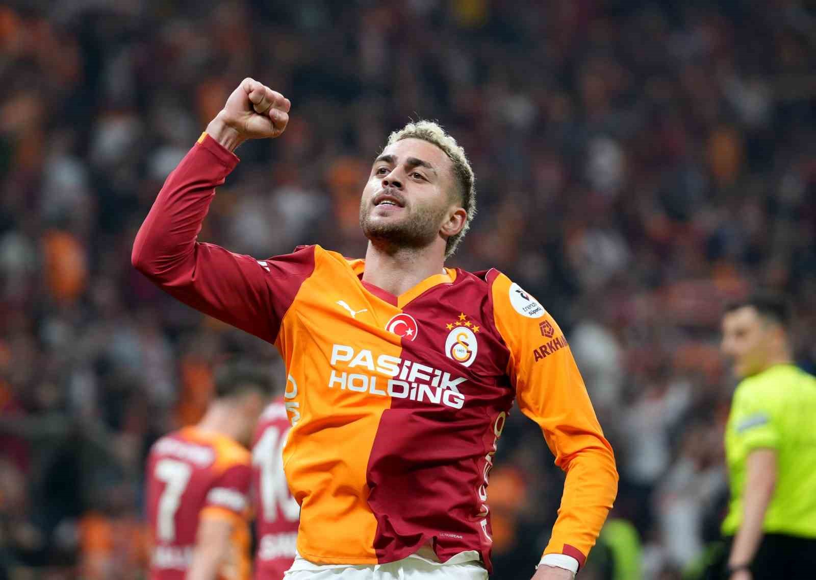 baris alper yilmazin galatasarayda 200 mac heyecani 2 t1jrkCKU