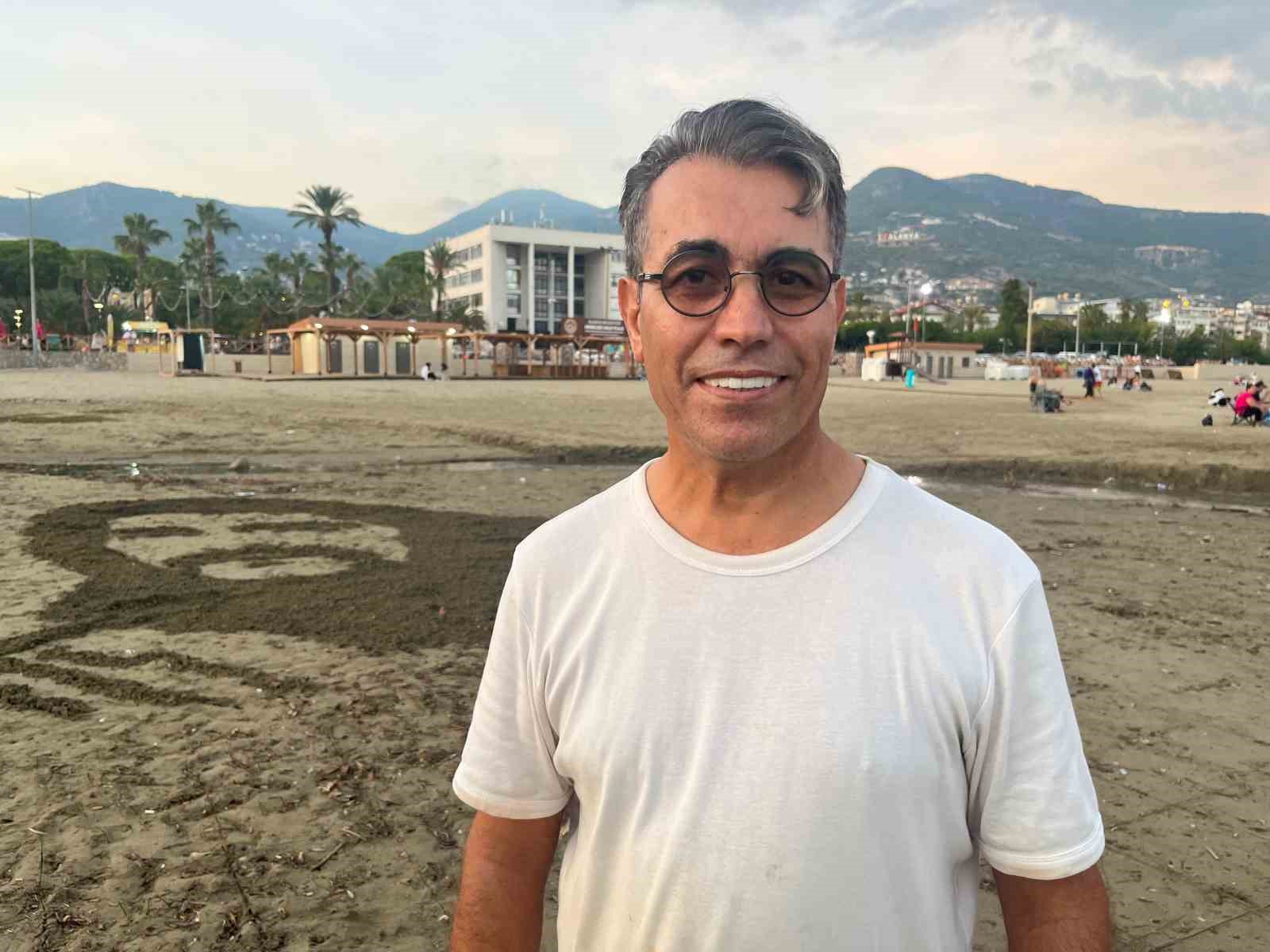 baris manconun resmini tirmikla alanya sahillerine isledi 5