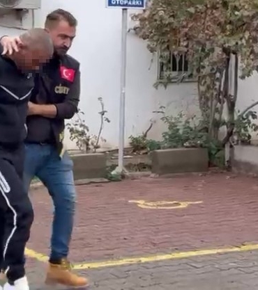 barismak-icin-bulustugu-husumetli-akrabasini-vurarak-olduren-zanli-adliyeye-sevk-edildi-Ec76Ax3F.jpg