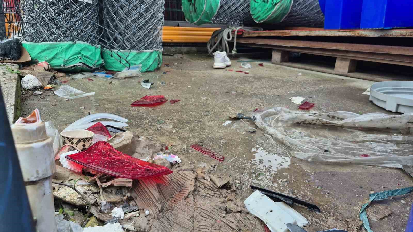 Bartın’da feci kaza: 1 ölü, 2 yaralı 6 bartinda feci kaza 1 olu 2 yarali 2 kDyEg1LQ