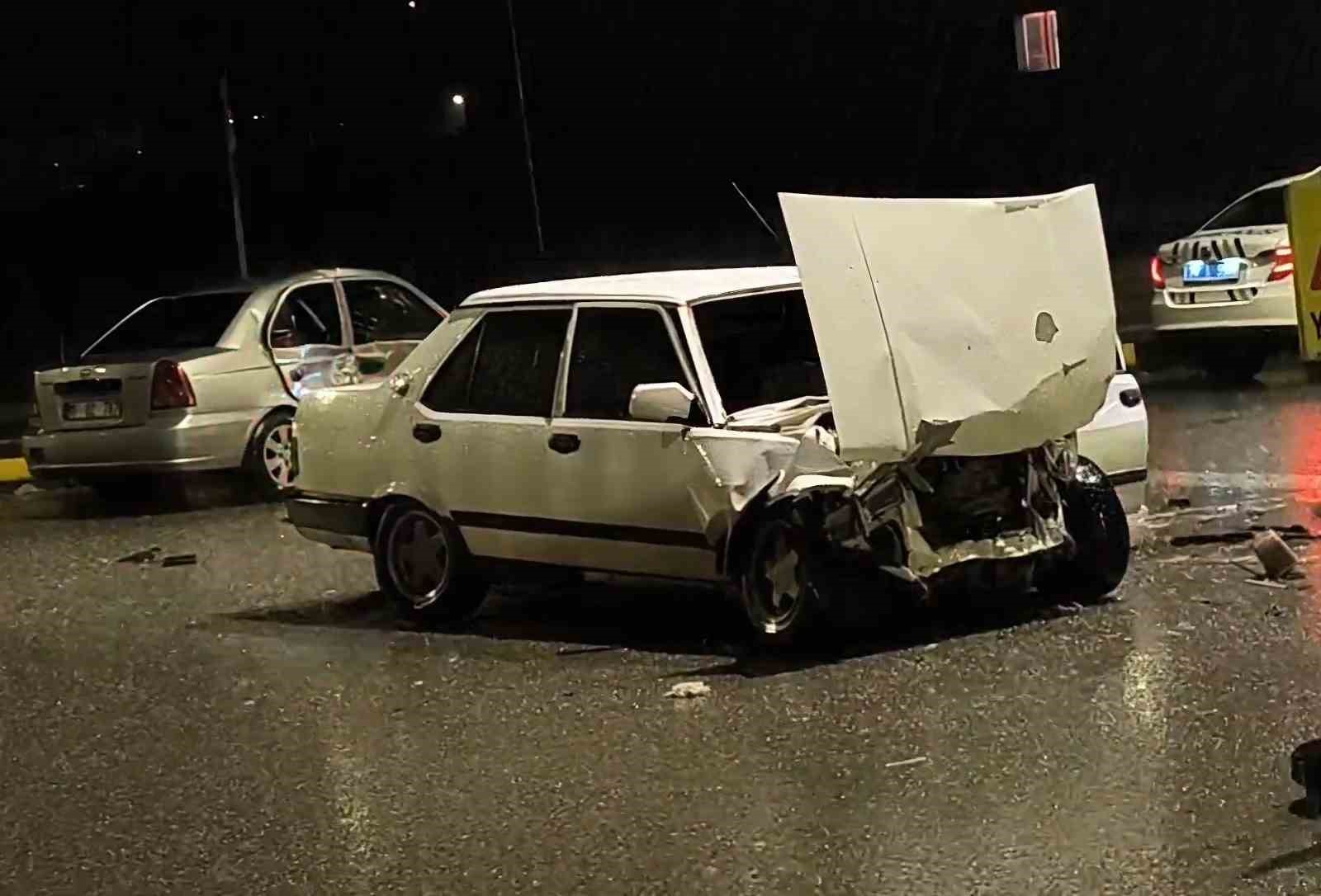 bartinda saganak yagis kazayi beraberinde getirdi 2 yarali 1 fOC1rJIt