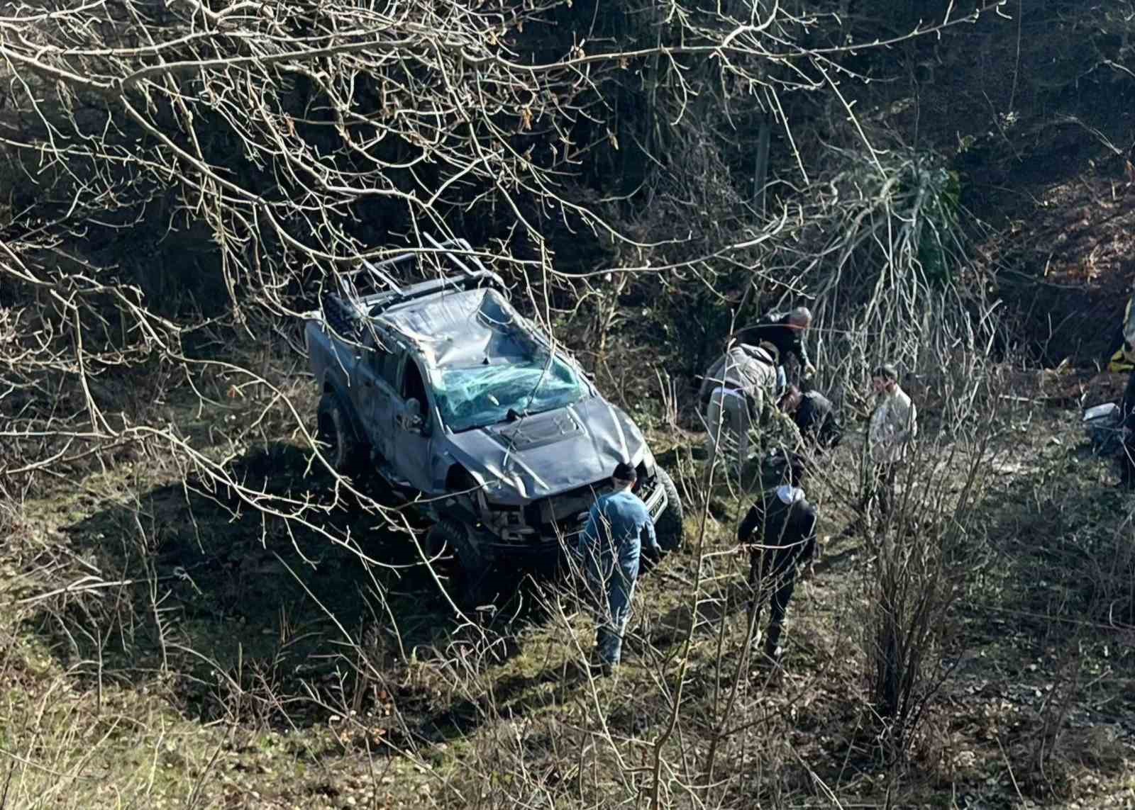 Bartın’da siste yoldan çıkan araç takla attı: 4 yaralı 7 bartinda siste yoldan cikan arac takla atti 4 yarali 3 TypbsIDW
