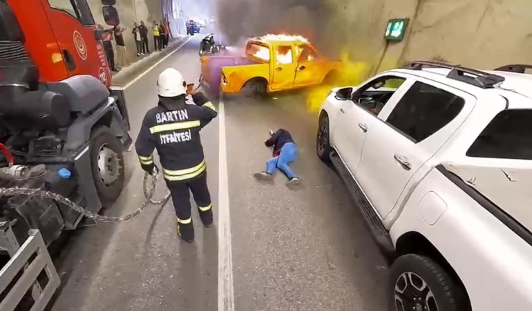 bartinda-tunel-icerisinde-gercegi-aratmayan-tatbikat-4A7AZEqu.jpg