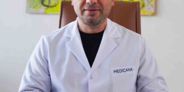 bas-agrilarinin-sessiz-tetikleyicileri-dis-sikma-ve-kotu-durus-kMX6zbDc.jpg