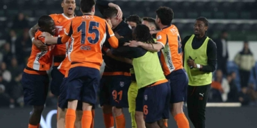 basaksehir-avrupa-kupalarina-katilma-hedefini-surdurdu-ApvY2hUw.jpg