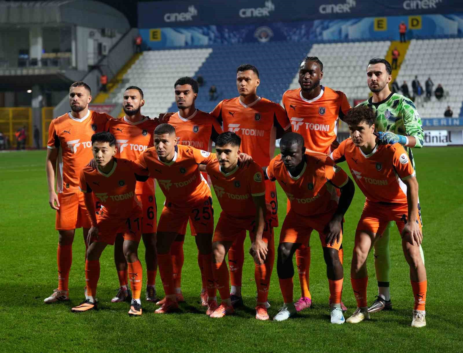 basaksehir hedef fenerbahceyi yenerek galibiyet serisi yakalamak 2