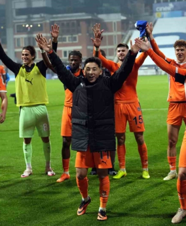 basaksehir-hedef-fenerbahceyi-yenerek-galibiyet-serisi-yakalamak-EhkagDeT.jpg