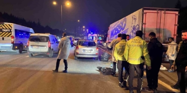 basaksehir-temde-arizalanan-tira-carpan-motosikletli-hayatini-kaybetti-mdztMFRv.jpg