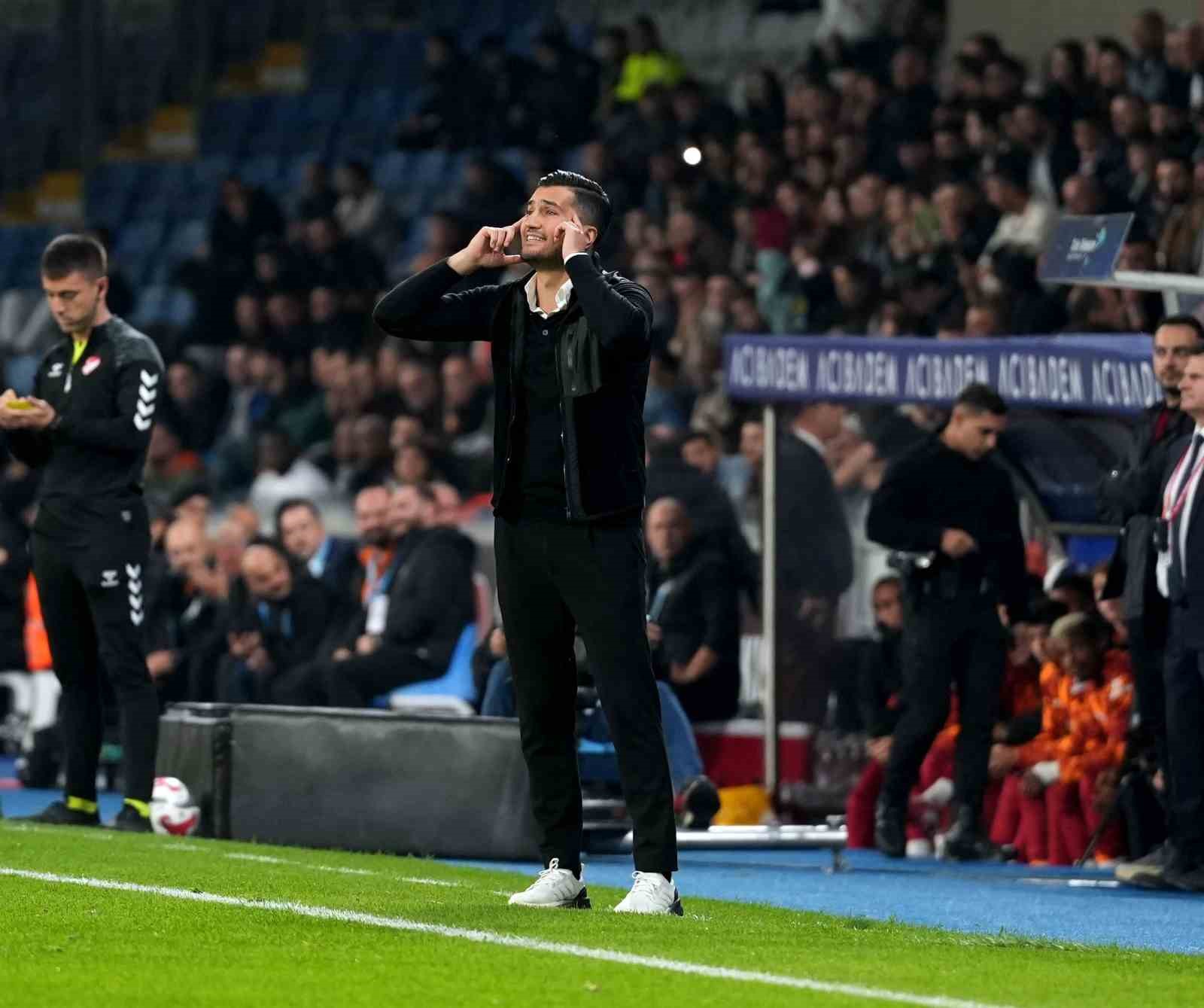 basaksehir ustun ligde en makus donem baslangicini tekrarladi 1 5FMGfiEY