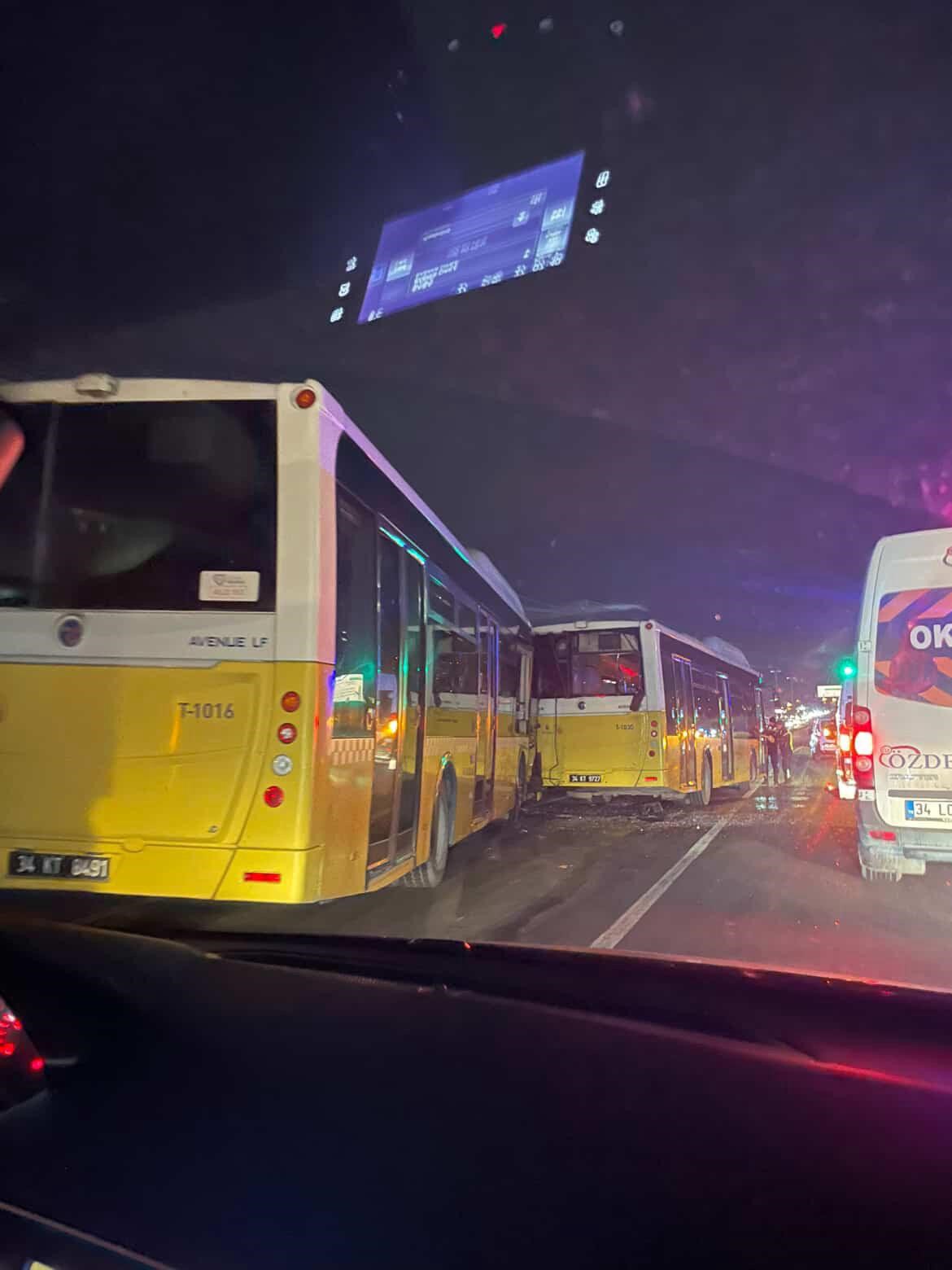 basaksehirde 3 iett otobusu kazaya karisti yaralilar var 1 e589dC14