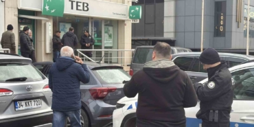 basaksehirde-bankadan-para-ceken-is-adamina-soygun-girisimi-M3XjT4uw.jpg