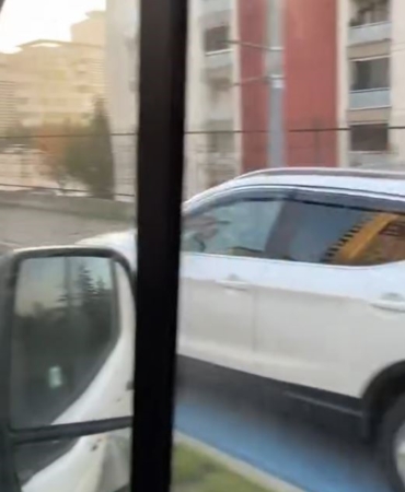 basaksehirde-bisiklet-yoluna-giren-suruculer-tepki-cekti-jH8LVBUl.jpg