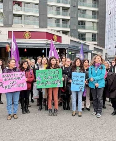 basaksehirde-esini-bicaklayarak-olumune-neden-olan-serap-avci-hakkinda-tahliye-karari-OjDIQqFb.jpg