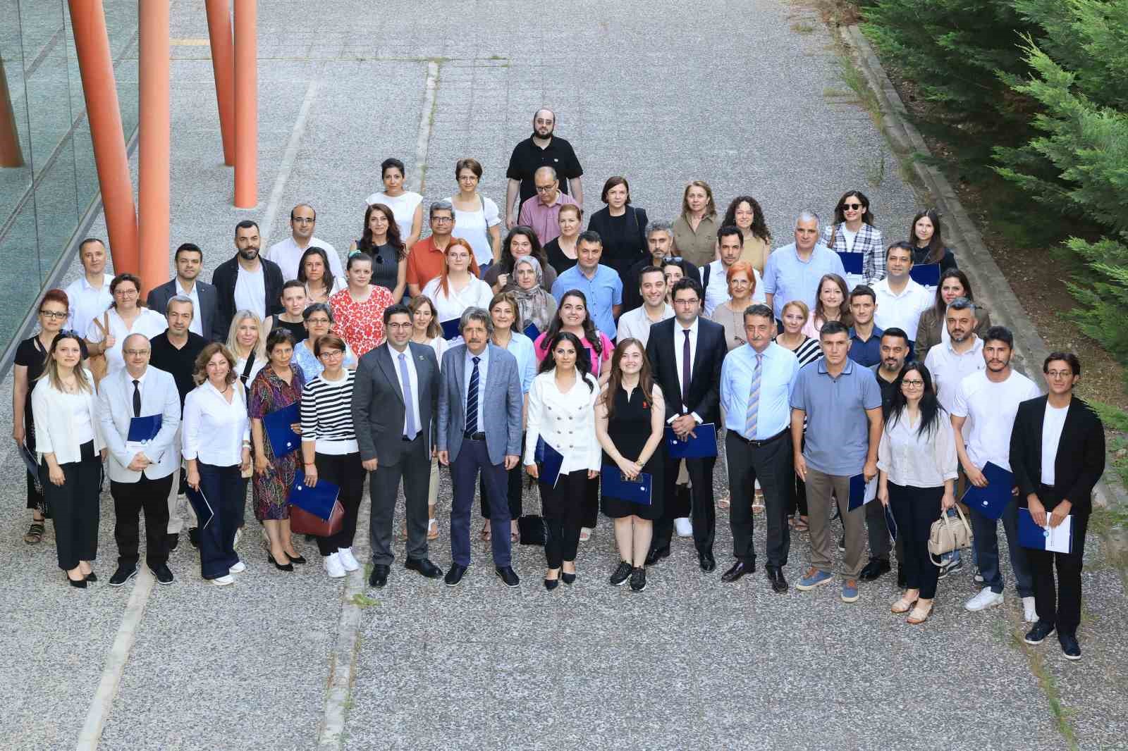 basarili akademisyenler 17 kez rektorle bir araya geldi 0 ucSp9iWR